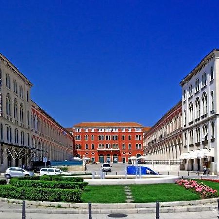 Apartment Ana Split Buitenkant foto