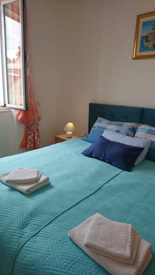 Apartment Ana Split Buitenkant foto
